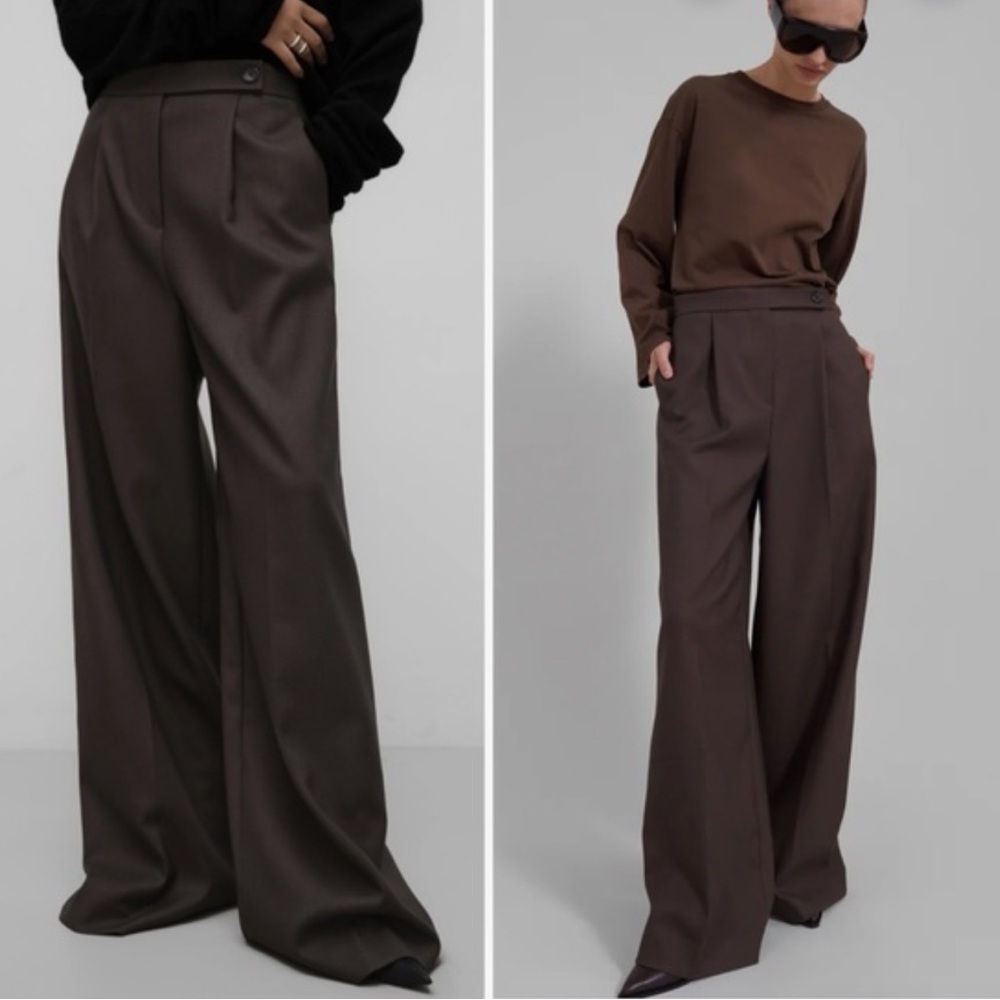 NWOT The Frankie Shop Kamila Wide Leg Trousers
Khaki -  Medium - Picture 2 of 7